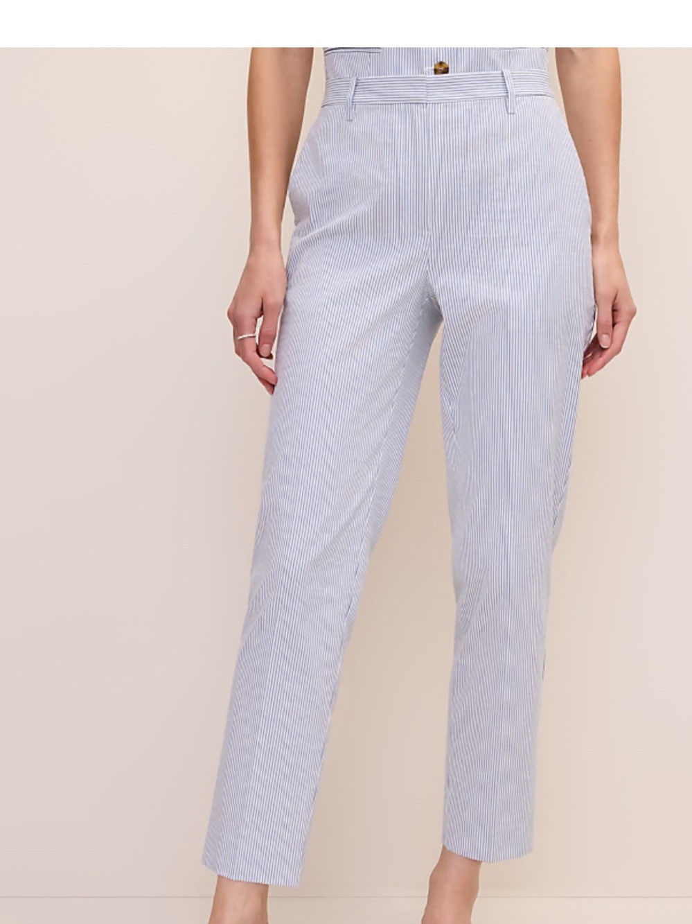 The Ankle Pant in Seersucker - Light Blue Stripe
